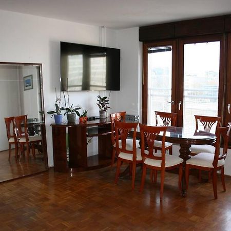 Bright Flat In The Lower Town Zagreb Exterior foto